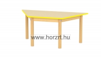 Óvodai trapéz asztal, 118x60x58 cm - juhar asztallap-sárga élzárással