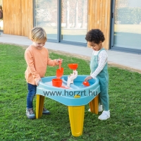 Mászóka kötélhálóval, bordásfallal