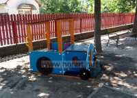 Gondozásmentes zárt vagon kispadokkal 24 hó+