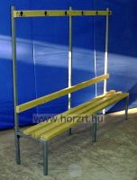 Öltözőpad 1,5 m-es egyoldalas