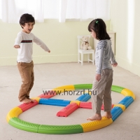 Hape Íves egyensúlyozó és hintaló 12 hó+