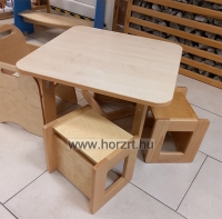 Óvodai trapéz asztal, 118x60x58 cm, lekerekített sarkokkal, élekkel - juhar