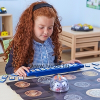 Blue-Bot (TacTile) irányítópanel<br>és 25 db csempe