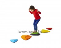 Gonge folyami kövek - rugós folyami kővel - Új 24 hó+