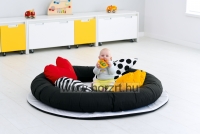 Puhasarok - Fekete-fehér szőnyeg, párnákkal 6 hó+