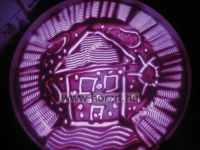 Szenzoros világítós tálca