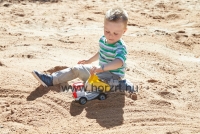 Dömper figurával 22 cm 24 hó+