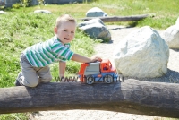 Kukásuató figurával<br>30 cm 24 hó+