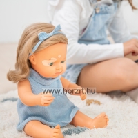 Baba, európai, pigmenthiányos 38 cm 10 hó+