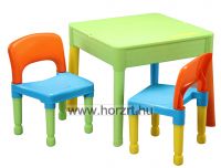 Homokozó, vizező asztal, 2 székkel