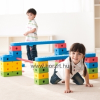 Mozgásfejlesztő táska I.- 34 db