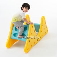 Túl a hegyeken - Mászócentrum 12 hó+