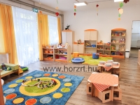 Két sínes, előlapos fém karnis